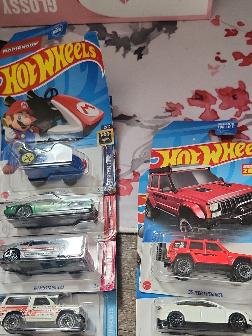 Hot Wheels Kids Vehicle Set - Red Jeep Cherokee & Assorted Colors